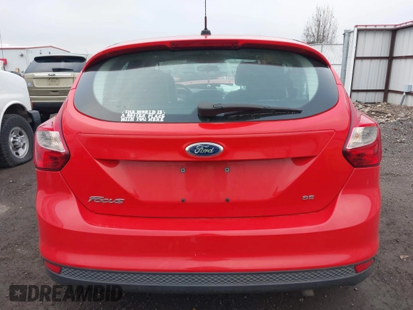 2014 Ford Focus SE with VIN 1FADP3K29EL111106, listed as a IAAI auction lot 41070212 with 72,730 mi miles. Bid and sale history available at carsss.com. Image 17.