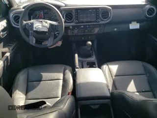 2022 Toyota Tacoma SR with VIN 3TYCZ5AN2NT100703, listed as a Copart auction lot 47175725 with 6,655 mi miles and Clean title. Bid and sale history available at DreamBid. Image 8.