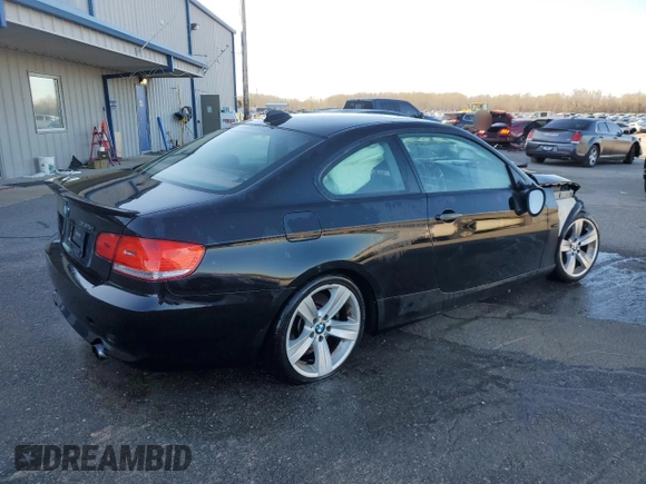 2009 BMW 3 Series 335i z VIN WBAWB73579P046835, wystawiony jako Copart lot #48352875 z przebiegiem Nie podano mil oraz Szkoda całkowita • Salvage title. Historia ofert i sprzedaży dostępna na DreamBid. Obrazek 3.