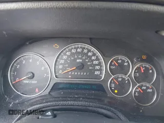 2007 GMC Envoy SLE with VIN 1GKDT13S372103718, listed as a IAAI auction lot 41886111 with 238,423 mi miles. Bid and sale history available at carsss.com. Image 7.