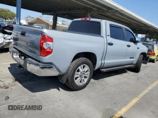 2020 Toyota Tundra 2WD SR5 with VIN 5TFEY5F10LX258199, listed as a Copart auction lot 58236654 with 71,158 mi miles and Salvage Title. Bid and sale history available at carsss.com. Image 3.