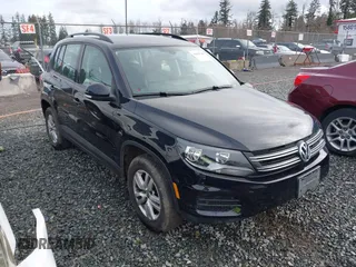 2016 Volkswagen Tiguan SE with VIN WVGBV7AX5GW511804, listed as a IAAI auction lot 41817295 with 75,831 mi miles and . Bid and sale history available at DreamBid. Image 1.