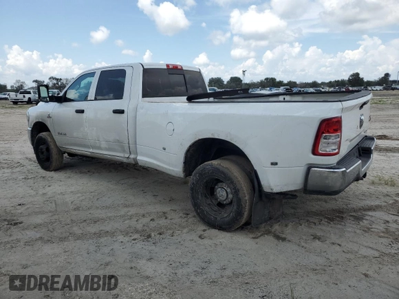 2019 Ram 3500 Tradesman with VIN 3C63RRGL6KG612653, listed as a Copart auction lot 67033784 with 164,946 mi miles and Clean Title. Bid and sale history available at carsss.com. Image 2.