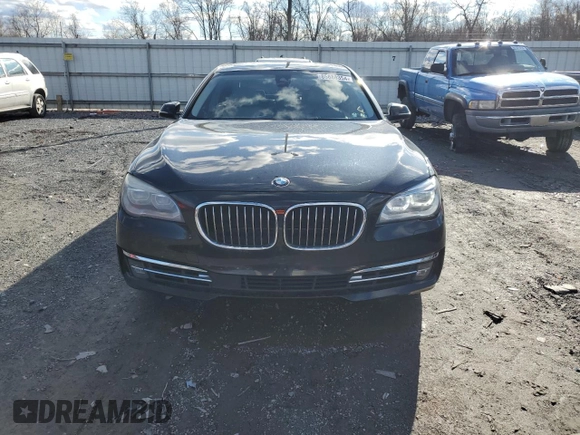2014 BMW 7 Series ALPINA B7 with VIN WBAYE8C5XED134604, listed as a Copart auction lot 85888354 with 146,636 mi miles and Salvage Title. Bid and sale history available at carsss.com. Image 5.