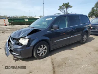2013 Chrysler Town & Country Touring with VIN 2C4RC1BG4DR594005, listed as a Copart auction lot 54235535 with 114,356 mi miles and Clean Title. Bid and sale history available at DreamBid. Image 1.