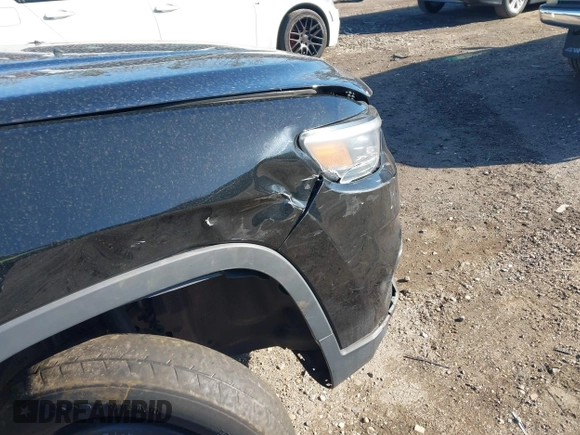 2019 Jeep Cherokee Latitude Plus with VIN 1C4PJMLB2KD261304, listed as a IAAI auction lot 41877500 with 76,442 mi miles and . Bid and sale history available at DreamBid. Image 18.