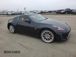 2017 Nissan 370Z z VIN JN1AZ4EH0HM953203, wystawiony jako Copart lot #85980784 z przebiegiem 46 276 mil mil oraz Szkoda całkowita • Salvage title. Historia ofert i sprzedaży dostępna na DreamBid. Obrazek 4.