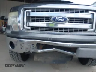 2013 Ford F-150 XL с VIN 1FTFW1CF9DFB95730, выставлен на аукционе IAAI как лот 42697625 с пробегом 228 385 миль миль и . История ставок и продаж доступна на DreamBid. Изображение 6.