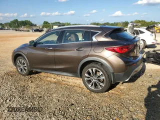 2018 Infiniti QX30 Premium with VIN SJKCH5CR5JA049653, listed as a Copart auction lot 68021414 with 73,898 mi miles and Salvage Title. Bid and sale history available at carsss.com. Image 2.