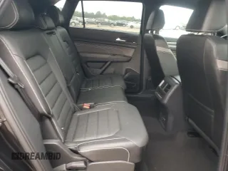 2023 Volkswagen Atlas SEL Premium R-Line с VIN 1V2FE2CA0PC223366, выставлен на аукционе Copart как лот 74196134 с пробегом 22 514 миль миль и Списание • Salvage title. История ставок и продаж доступна на DreamBid. Изображение 12.