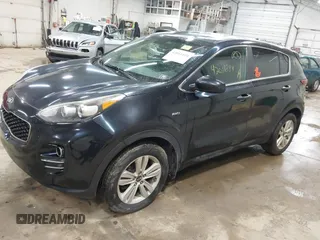 2018 Kia Sportage LX z VIN KNDPMCAC9J7351060, wystawiony jako IAAI lot #42011814 z przebiegiem 174 504 mil mil oraz . Historia ofert i sprzedaży dostępna na DreamBid. Obrazek 17.