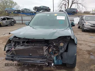 2006 Saturn VUE with VIN 5GZCZ53426S822499, listed as a IAAI auction lot 41838109 with 157,475 mi miles. Bid and sale history available at carsss.com. Image 6.