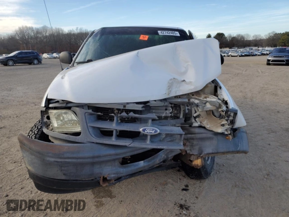 1998 Ford F-150 z VIN 1FTZF1720WKB42249, wystawiony jako Copart lot #42742485 z przebiegiem 209 924 mil mil oraz Szkoda całkowita • Salvage title. Historia ofert i sprzedaży dostępna na DreamBid. Obrazek 5.
