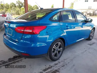 2016 Ford Focus SE with VIN 1FADP3FE3GL226145, listed as a IAAI auction lot 42166519 with 85,769 mi miles. Bid and sale history available at carsss.com. Image 4.