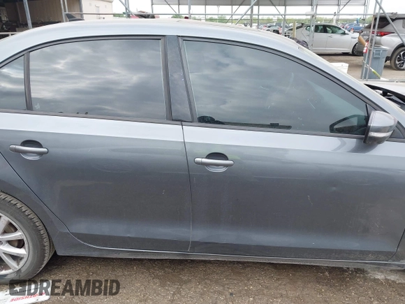 2012 Volkswagen Jetta SE with VIN 3VWDX7AJ5CM326405, listed as a IAAI auction lot 42135484 with 187,268 mi miles and . Bid and sale history available at DreamBid. Image 13.