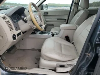2008 Ford Escape Hybrid с VIN 1FMCU59HX8KE10307, выставлен на аукционе Copart как лот 58074825 с пробегом 165 479 миль миль и Списание • Salvage title. История ставок и продаж доступна на DreamBid. Изображение 7.