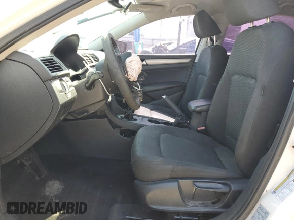 2013 Volkswagen Passat S с VIN 1VWAP7A39DC113688, выставлен на аукционе Copart как лот 55616515 с пробегом 248 651 миль миль и Списание • Salvage title. История ставок и продаж доступна на DreamBid. Изображение 7.