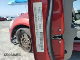 2007 Dodge Caliber SXT z VIN 1B3HB48B77D340860, wystawiony jako Copart lot #55637705 z przebiegiem 152 933 mil mil oraz Czysty tytuł • Clean title. Historia ofert i sprzedaży dostępna na DreamBid. Obrazek 13.
