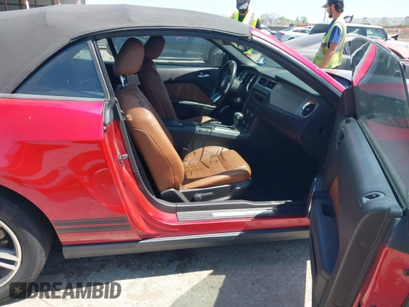 2010 Ford Mustang V6 with VIN 1ZVBP8EN0A5127887, listed as a IAAI auction lot 41975950 with 95,081 mi miles and . Bid and sale history available at DreamBid. Image 5.