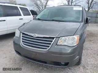2010 Chrysler Town & Country Touring with VIN 2A4RR5D11AR194116, listed as a IAAI auction lot 42025043 with 197,826 mi miles. Bid and sale history available at carsss.com. Image 6.