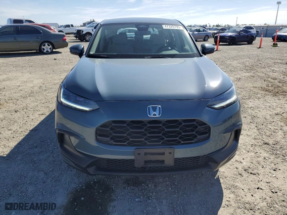 2024 Honda HR-V LX with VIN 3CZRZ1H31RM740243, listed as a Copart auction lot 47320795 with 10,360 mi miles and Salvage Title. Bid and sale history available at carsss.com. Image 5.
