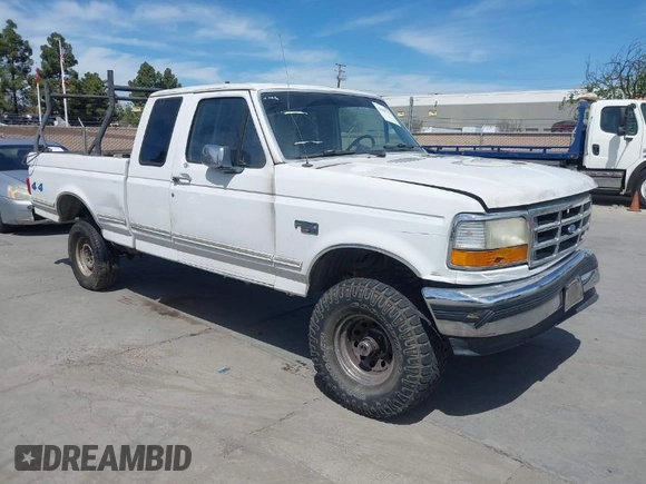 1995 Ford F-150 with VIN 1FTEX14N0SKB17050, listed as a IAAI auction lot 42019771 with 1 mi miles. Bid and sale history available at carsss.com. Image 1.