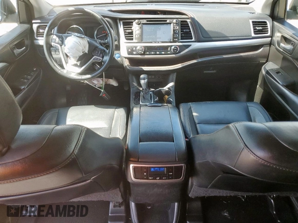 2018 Toyota Highlander Hybrid XLE with VIN 5TDJGRFH1JS045075, listed as a Copart auction lot 62717515 with 81,774 mi miles and Salvage title. Bid and sale history available at DreamBid. Image 8.