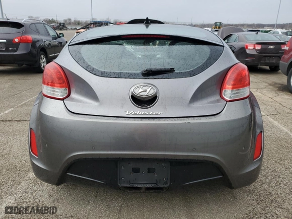 2015 Hyundai Veloster with VIN KMHTC6AD2FU235151, listed as a Copart auction lot 43692675 with 105,798 mi miles and Clean Title. Bid and sale history available at carsss.com. Image 6.