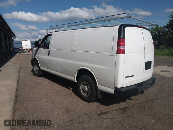 2019 Chevrolet Express Cargo with VIN 1GCWGAFPXK1368408, listed as a IAAI auction lot 42682889 with 154,668 mi miles and . Bid and sale history available at DreamBid. Image 8.