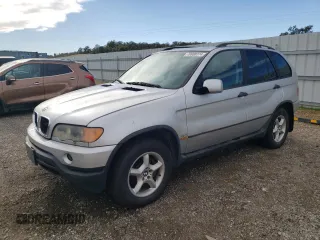 2001 BMW X5 3.0i with VIN WBAFA53541LP24282, listed as a Copart auction lot 79908774 with 215,239 mi miles and Clean Title. Bid and sale history available at carsss.com. Image 1.
