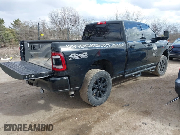 2022 Ram 2500 Big Horn with VIN 3C6UR5DL1NG166403, listed as a IAAI auction lot 41936951 with 76,537 mi miles and . Bid and sale history available at DreamBid. Image 4.