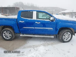 2018 GMC Canyon 4WD SLT with VIN 1GTG6DEN4J1135258, listed as a IAAI auction lot 41591180 with 66,820 mi miles. Bid and sale history available at carsss.com. Image 14.