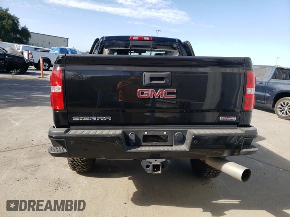 2017 GMC Sierra 2500HD SLT with VIN 1GT12TEY1HF176708, listed as a Copart auction lot 76921604 with 0 mi miles and Salvage Title. Bid and sale history available at carsss.com. Image 6.