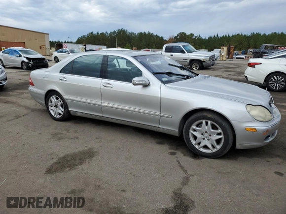 2003 Mercedes-Benz S-Class 4.3L with VIN WDBNG70JX3A334410, listed as a Copart auction lot 77460264 with 0 mi miles and Salvage Title. Bid and sale history available at carsss.com. Image 4.