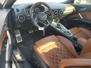 2017 Audi TT z VIN TRUC5AFVXH1007492, wystawiony jako Copart lot #77004494 z przebiegiem 80 783 mil mil oraz Szkoda całkowita • Salvage title. Historia ofert i sprzedaży dostępna na DreamBid. Obrazek 8.