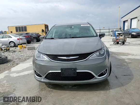 2020 Chrysler Pacifica Touring with VIN 2C4RC1FG6LR128522, listed as a Copart auction lot 53394345 with 41,480 mi miles and Salvage title. Bid and sale history available at DreamBid. Image 14.