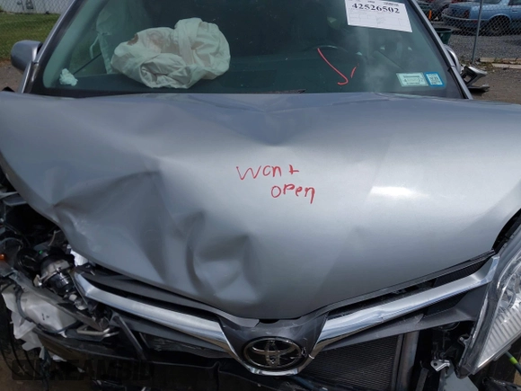 2020 Toyota Sienna XLE Auto Access Seat с VIN 5TDYZ3DC9LS080706, выставлен на аукционе IAAI как лот 42526502 с пробегом 43 016 миль миль и . История ставок и продаж доступна на DreamBid. Изображение 10.
