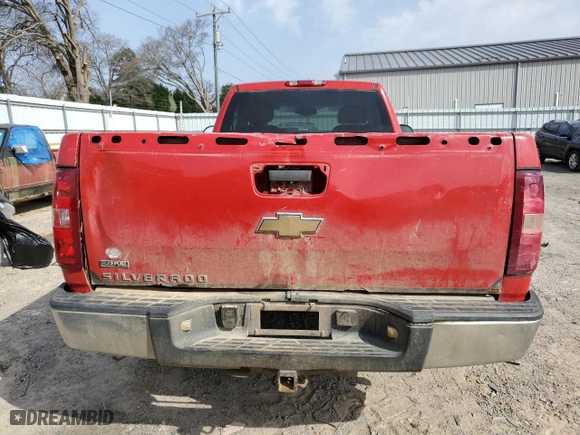 2008 Chevrolet Silverado 1500 LT w/1LT with VIN 1GCEK140X8Z118872, listed as a Copart auction lot 49545445 with 263,059 mi miles and Clean Title. Bid and sale history available at carsss.com. Image 6.