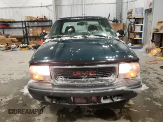 1998 GMC Sonoma SLS with VIN 1GTCT19XXW8528083, listed as a Copart auction lot 88226815 with 117,258 mi miles and Clean Title. Bid and sale history available at carsss.com. Image 5.