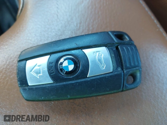 2008 BMW 3 Series 328i with VIN WBAWV13558P118800, listed as a IAAI auction lot 42204526 with Not provided miles and . Bid and sale history available at DreamBid. Image 11.