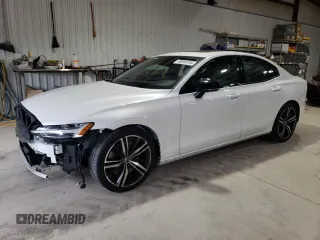 2020 Volvo S60 R-Design with VIN 7JRA22TM4LG073071, listed as a Copart auction lot 49549104 with 42,702 mi miles. Bid and sale history available at carsss.com. Image 1.