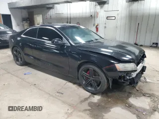 2012 Audi A5 Premium Plus z VIN WAULFAFR6CA033295, wystawiony jako Copart lot #59614995 z przebiegiem 127 528 mil mil oraz Nie do naprawy • Non repairable. Historia ofert i sprzedaży dostępna na DreamBid. Obrazek 4.