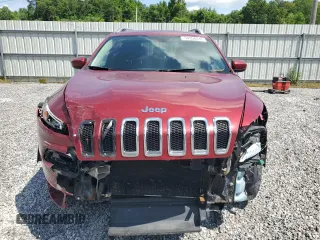 2016 Jeep Cherokee Latitude z VIN 1C4PJMCSXGW368550, wystawiony jako Copart lot #54358445 z przebiegiem 159 013 mil mil oraz Szkoda całkowita • Salvage title. Historia ofert i sprzedaży dostępna na DreamBid. Obrazek 5.