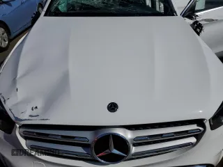 2020 Mercedes-Benz GLC 300 z VIN WDC0G8EB0LF715022, wystawiony jako Copart lot #54675145 z przebiegiem Nie podano mil oraz Czysty tytuł • Clean title. Historia ofert i sprzedaży dostępna na DreamBid. Obrazek 12.