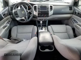 2013 Toyota Tacoma PreRunner z VIN 5TFJU4GN7DX029221, wystawiony jako Copart lot #58367775 z przebiegiem 262 776 mil mil oraz Szkoda całkowita • Salvage title. Historia ofert i sprzedaży dostępna na DreamBid. Obrazek 8.