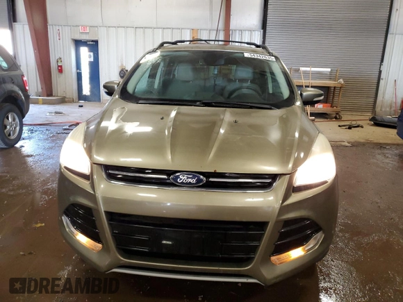 2013 Ford Escape SEL with VIN 1FMCU9H90DUB18357, listed as a Copart auction lot 54342635 with 134,095 mi miles and Clean Title. Bid and sale history available at DreamBid. Image 5.