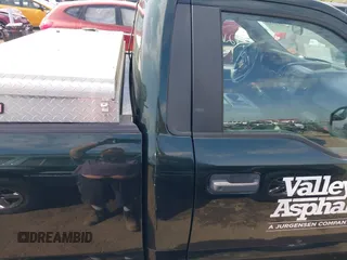 2017 Ford F-150 XL с VIN 1FTMF1C82HKD02039, выставлен на аукционе IAAI как лот 42101837 с пробегом 193 959 миль миль и . История ставок и продаж доступна на DreamBid. Изображение 13.
