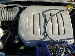 2014 Dodge Grand Caravan SE 30th Anniversary с VIN 2C4RDGBG9ER161846, выставлен на аукционе Copart как лот 87003084 с пробегом 172 428 миль миль и Чистый • Clean title. История ставок и продаж доступна на DreamBid. Изображение 14.