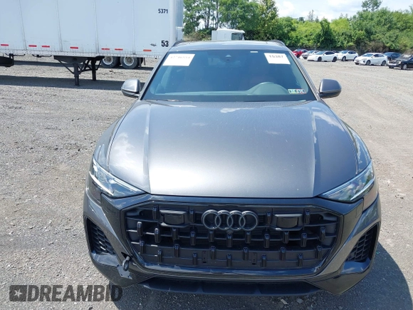 2024 Audi Q8 Premium Plus с VIN WA1BVBF19RD019586, выставлен на аукционе IAAI как лот 42746554 с пробегом 9 377 миль миль и . История ставок и продаж доступна на DreamBid. Изображение 13.