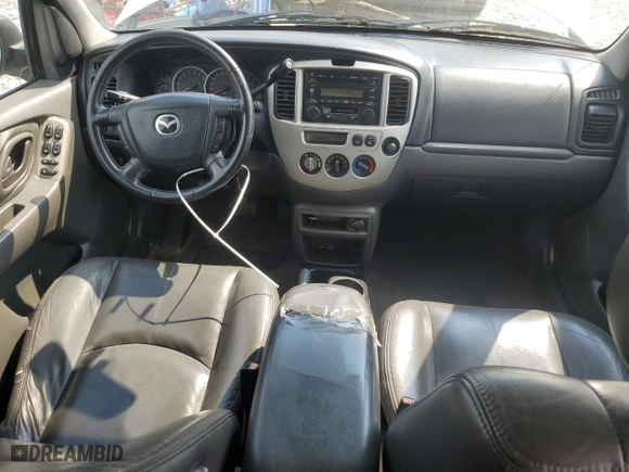 2004 Mazda Tribute ES with VIN 4F2CZ96184KM02141, listed as a Copart auction lot 72853734 with 201,625 mi miles and Clean Title. Bid and sale history available at carsss.com. Image 8.
